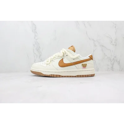 Nike Dunk Low "Bear/Beige/Cream" фото № 2