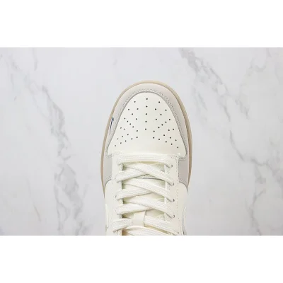 Stussy x Nike Dunk Low "Cream/Gossamer/Beige" фото № 4