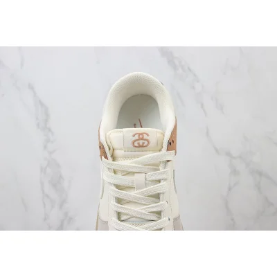 Stussy x Nike Dunk Low "Cream/Gossamer/Beige" фото № 5