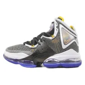 Nike LeBron 19 EP "Graduate"