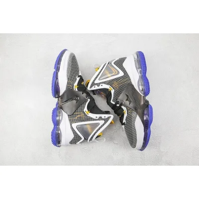 Nike LeBron 19 EP "Graduate" фото № 7