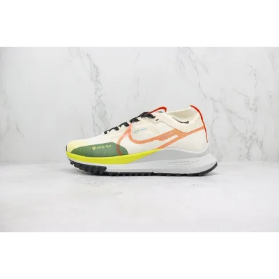 Gore-Tex x Nike React Pegasus Trail 4 "Coconut Milk/Safety Orange" фото № 2 Gore-Tex x Nike React Pegasus Trail 4 "Coconut Milk/Safety Orange" фото № 2