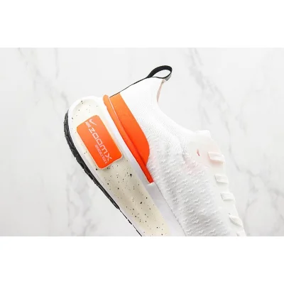 Nike ZoomX Invincible Run Flyknit 3 "White Bright Crimson" фото № 3