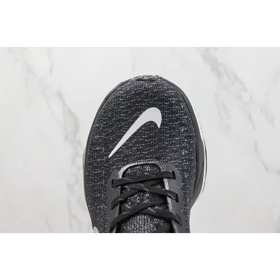 Nike ZoomX Invincible Run Flyknit 3 "Oreo" фото № 4