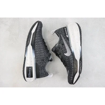 Nike ZoomX Invincible Run Flyknit 3 "Oreo" фото № 7