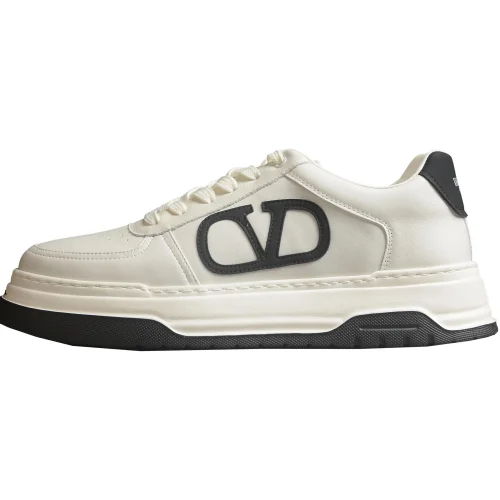 Valentino Rockstud Untitled "White/Core Black"