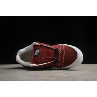 Vans Knu Skool "Crimson Edge" фото № 8 Vans Knu Skool "Crimson Edge" фото № 8