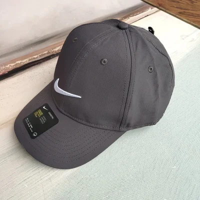 Кепка Nike Logo In The Form Of A Tick "Gray" фото № 2