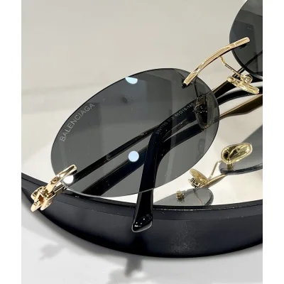 Солнцезащитные очки Balenciaga No Frame Thin Temples "Black/Gold" фото № 4