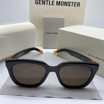 Солнцезащитные очки Gentle Monster Temples Decorated By Symbol "Brown/Black" фото № 9