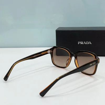 Солнцезащитные очки Prada Frame With Small Stripe And Inscription "Brown/Yellow" фото № 7
