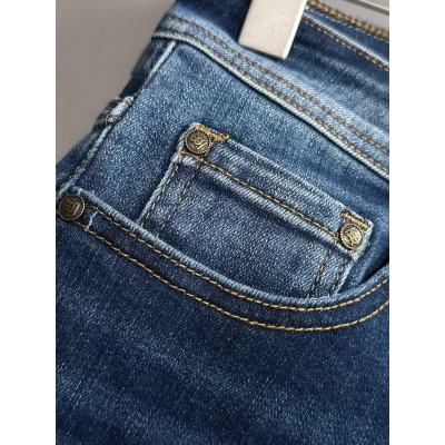 Джинсы Burberry Ripped Gold Mini Pendant BT "Blue" фото № 5 Джинсы Burberry Ripped Gold Mini Pendant BT "Blue" фото № 5