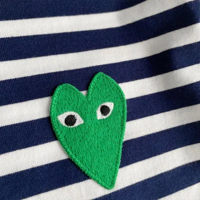 Лонгслив Comme des Garçons Play Green Hearts "Navy Blue" фото № 3 Лонгслив Comme des Garçons Play Green Hearts "Navy Blue" фото № 3