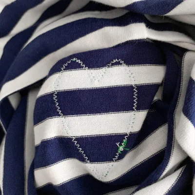 Лонгслив Comme des Garçons Play Green Hearts "Navy Blue" фото № 4 Лонгслив Comme des Garçons Play Green Hearts "Navy Blue" фото № 4