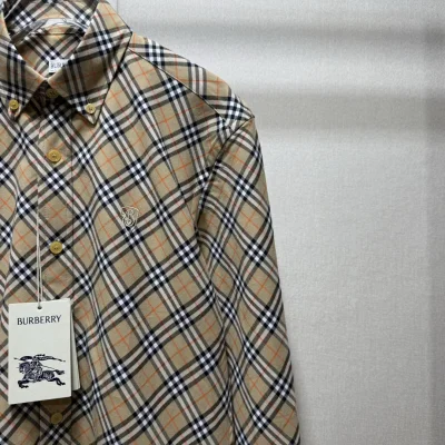 Кардиган Burberry Red And Dark Lines Checked Print "Beige" фото № 2