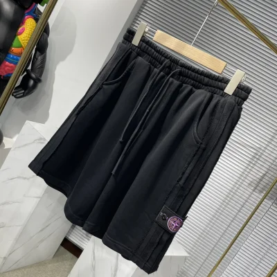 Шорты Stone Island Wide "Black" фото № 2 Шорты Stone Island Wide "Black" фото № 2