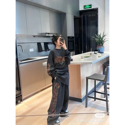 Худи Balenciaga Back Front Graffiti Text "Black" фото № 7 Худи Balenciaga Back Front Graffiti Text "Black" фото № 7