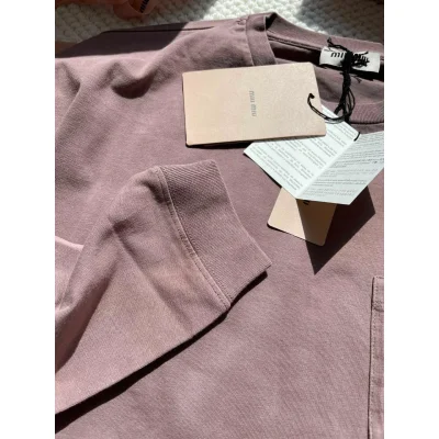 Свитшот Miu Miu Frontside Purple Logo On The Pocket Miu Miu "Purple" фото № 9 Свитшот Miu Miu Frontside Purple Logo On The Pocket Miu Miu "Purple" фото № 9