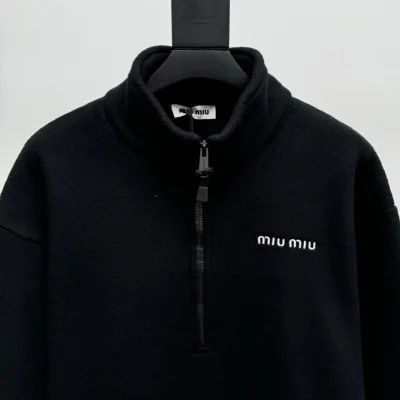 Свитшот Miu Miu White Frontside Logo Two Frontside Pockets "Black" фото № 4