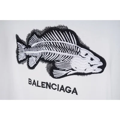 Футболка Balenciaga Embroidery Fish On X-Ray "White" фото № 5