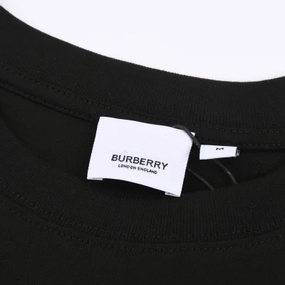 Футболка Burberry With Small Round Logo "Black" фото № 6