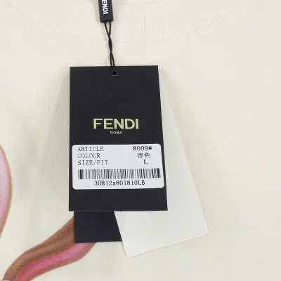 Футболка Fendi Rabbit Pointer "Cream" фото № 2 Футболка Fendi Rabbit Pointer "Cream" фото № 2