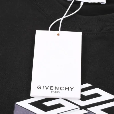 Футболка Givenchy Cube - Separation "Black" фото № 3 Футболка Givenchy Cube - Separation "Black" фото № 3