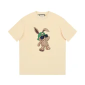Футболка Gucci With A Rabbit Print In A Cap "Cream"