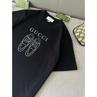 Футболка Gucci Shoes And Logo Print "Black" фото № 5