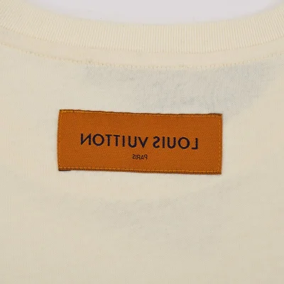 Футболка Louis Vuitton Logo With Brand Name Plate "Beige" фото № 7