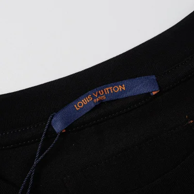 Футболка Louis Vuitton With Beautiful Logo - Cotton "Black" фото № 7