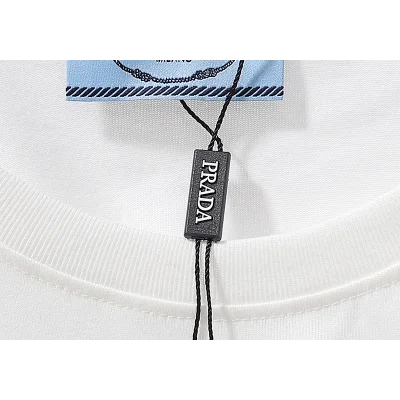 Футболка Prada Arrow Pointing Man "White" фото № 3