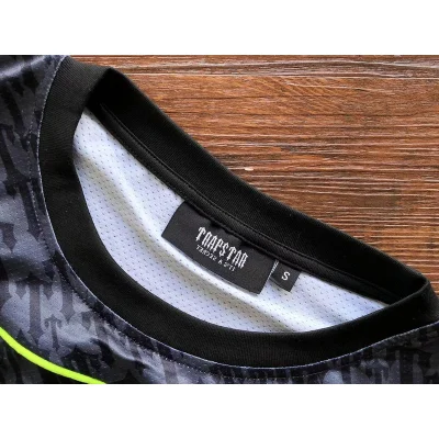 Футболка Trapstar Background From Repeating Small Logos "Gray" фото № 4