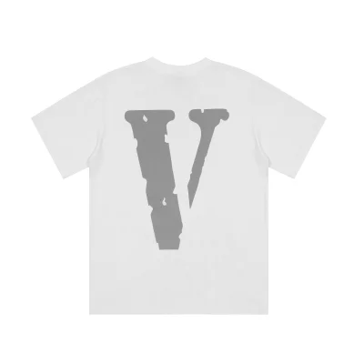 Футболка Vlone Gray V Logo "White" фото № 2 Футболка Vlone Gray V Logo "White" фото № 2