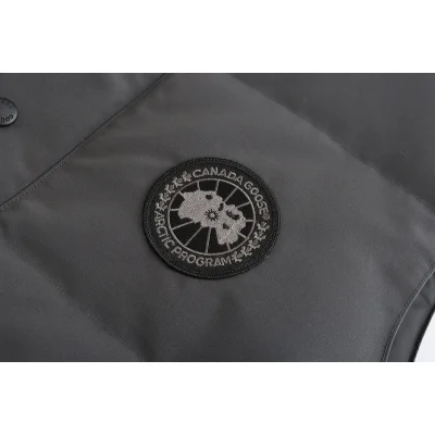 Жилетка Canada Goose Garson Vest "Gray" фото № 8 Жилетка Canada Goose Garson Vest "Gray" фото № 8