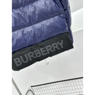 Пуховик Burberry Hybrid Adventure "Blue" фото № 2 Пуховик Burberry Hybrid Adventure "Blue" фото № 2