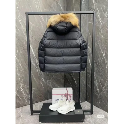 Пуховик Moncler Mayaf Faux Fur-Trimmed Quilted Shell "Black" фото № 3