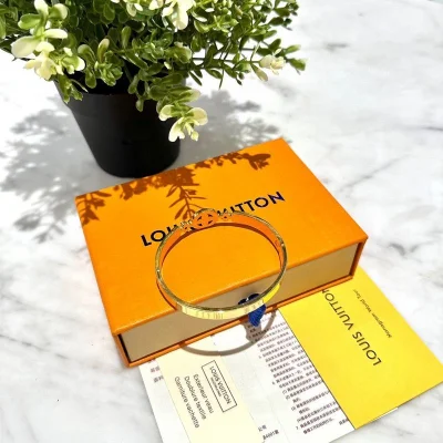 Браслет Louis Vuitton Solid With Logo Inside Circle "Yellow" фото № 5