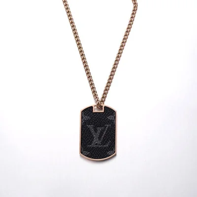 Подвеска Louis Vuitton Decoration With Logo - Rounded Rectangle "Gold" фото № 2