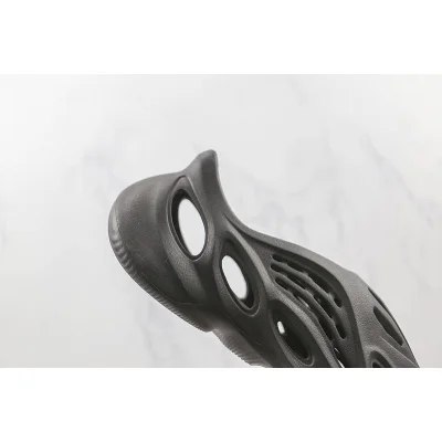 Adidas Yeezy Foam Runner "Onyx" фото № 3