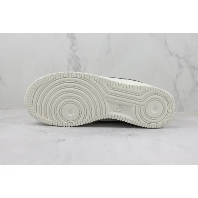 Nike Air Force 1 07 Low Off "White/Green/Gold" фото № 9