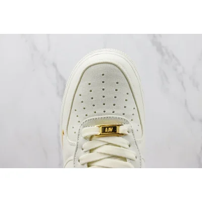 Nike Air Force 1 07 Low Off "White/Green/Gold" фото № 3