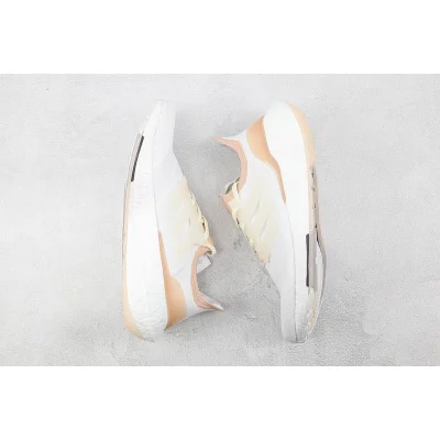 Adidas UltraBoost 22 "White Halo Blush" фото № 5