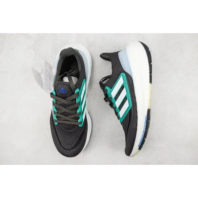 Adidas Ultraboost Light "Carbon Court Green" фото № 6 Adidas Ultraboost Light "Carbon Court Green" фото № 6