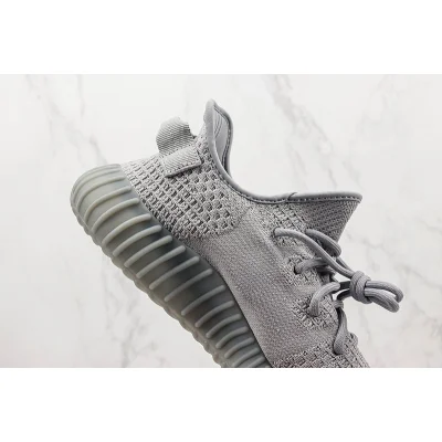 Adidas Yeezy Boost 350v2 "Space Ash" фото № 3