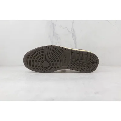 Air Jordan 1 Retro Low OG SP Travis Scott "Black/Dark Mocha-University Red" фото № 9 Air Jordan 1 Retro Low OG SP Travis Scott "Black/Dark Mocha-University Red" фото № 9