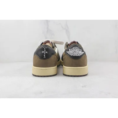 Air Jordan 1 Retro Low OG SP Travis Scott "Black/Dark Mocha-University Red" фото № 8 Air Jordan 1 Retro Low OG SP Travis Scott "Black/Dark Mocha-University Red" фото № 8