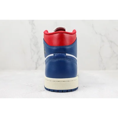 Air Jordan 1 Mid "French Blue Gym Red" фото № 8 Air Jordan 1 Mid "French Blue Gym Red" фото № 8