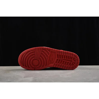 Air Jordan 1 High OG "Black Toe" фото № 8