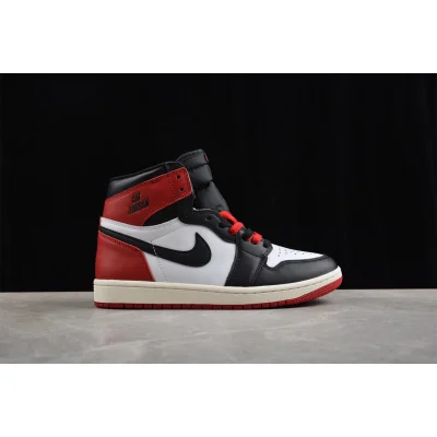 Air Jordan 1 High OG "Black Toe" фото № 5